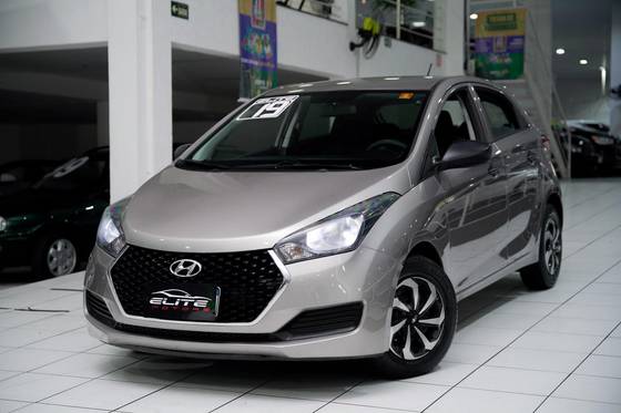 HYUNDAI HB20 1.0 UNIQUE 12V FLEX 4P MANUAL HYUNDAI HB20 1.0 UNIQUE 12V FLEX 4P MANUAL